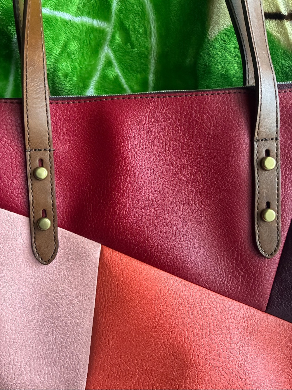 Fossil Colorblock Leather Tote in Pink, Red, Burgundy & Brown Straps - Picture 4 of 9